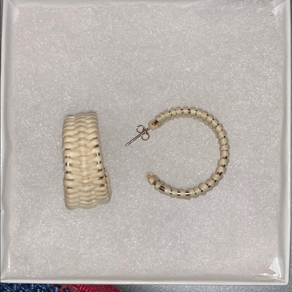 Weaved, Hoop earrings